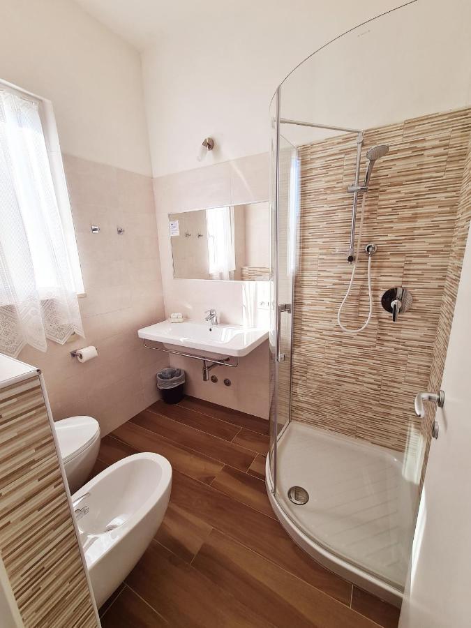 Hotel Camelia Rimini Kültér fotó