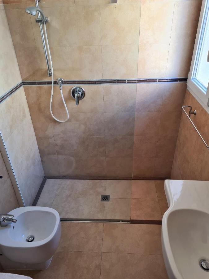 Hotel Camelia Rimini Kültér fotó
